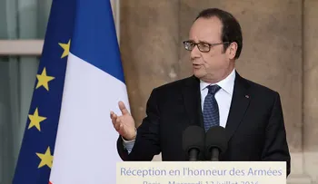 Pelugate: polémica en Francia por el elevado salario del peluquero de Francois Hollande