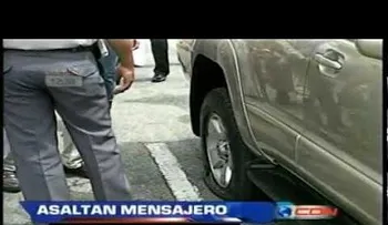 Asaltan mensajero y le quitan un millón de pesos