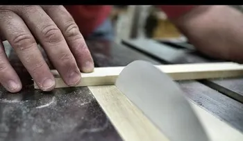 ¿Es posible cortar madera con papel?