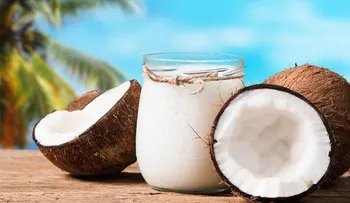 Cómo evitar las caries usando aceite de coco