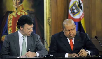 Santos dice que le advirtió a Chávez sobre el fracaso de la revolución bolivariana