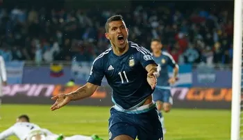 Argentina vence 1-0  a Uruguay y respira