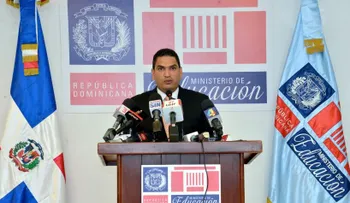  Minerd concluye saneamiento nómina a docente; de casi 4 mil profesores bloqueados bajó a mil 79