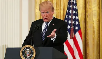 Donald Trump acusó al FBI y al Departamento de Justicia de engañar a los jueces en la investigación sobre la injerencia rusa