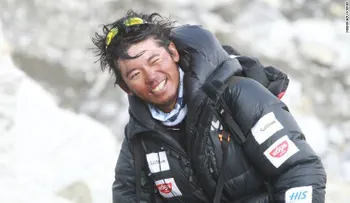 Alpinista japonés es el primero en escalar el Everest después de avalancha