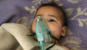Reportan decenas de muertos en ataque químico en Siria