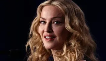 Madonna aparece por sorpresa en una "Marcha de las Mujeres" llena de artistas