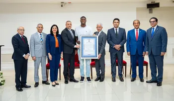 Senado reconoce boxeador Cristian Pinales, medallista de bronce Juegos Olímpicos de París 2024