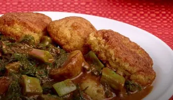Sopréndelo (a) en San Valetín con este plato de tortitas de camarón con romeritos  