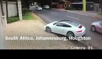 Intenta robar un Porsche, pero no esperaba que el conductor fuese un "Schumacher"