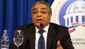 Gobierno regulará uso más de 20 mil millones en Presupuesto 2015