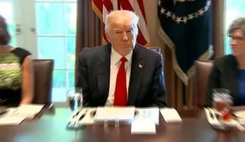 La Casa Blanca y los republicanos celebran aprobación de la reforma fiscal