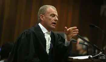 Fiscal culmina su interrogatorio de Pistorius y pide aplazar juicio