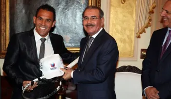 Danilo Medina: Confiamos logro Víctor Estrella sea un eslabón más en su cadena de éxitos