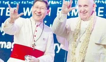 Vaticano dice Papa Francisco no justifica ataques