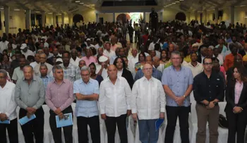 Hipólito Mejía propone medidas para desarrollar el campo; celebra Día del Agricultor