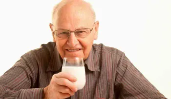 Me dijeron que colocara un ajo en mi leche; no sabÍa que fuera tan increí­ble...WAO...