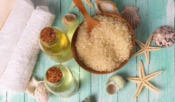 Exfoliante de leche, azúcar y arroz para eliminar manchas de la piel