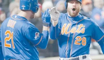 Murphy vuelve a guiar a los Mets; colocan serie 2-0