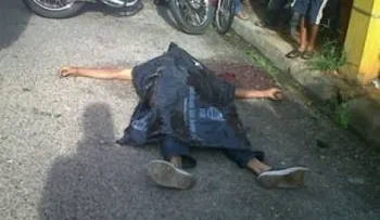 Turba mata a palos a presunto delincuente