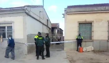 Hombre y mujer mueren quemados al incendiarse su vivienda