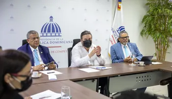 Comisión Burocracia Cero presenta avances trabajos al presidente Abinader