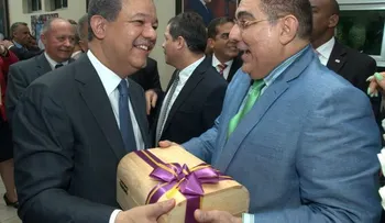 Denuncian desorden y â??macuteoâ? en últimos días retiro revistas de vehículos