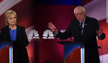 Hillary Clinton y Bernie Sanders se lanzan duros ataques en el debate demócrata