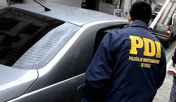 Graba cuando era violada por su padre 