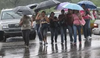 Onda tropical localizada en PR afectará el país; nueve provincias en alerta 