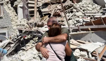 Sube a 278 cantidad de muertos por el terremoto en Italia