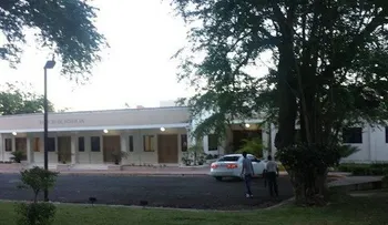 Tirotean Palacio de Justicia de Salcedo.