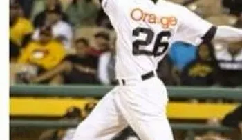 "Cabalosos'': Oscar Taveras murió el día 26; uniforme y placa de su vehículo 26 