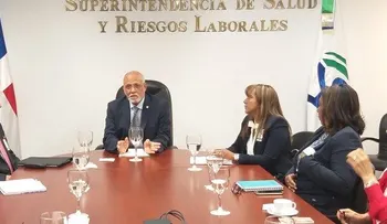 Superintendente de la SISALRIL se reúne con representantes de las ARS