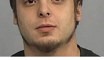 Arrestan a un "viajero" que vino de 2048 para advertir de una invasión extraterrestre