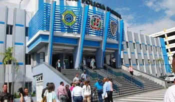 Asaltante muere en enfrentamiento con la Policía en Santiago