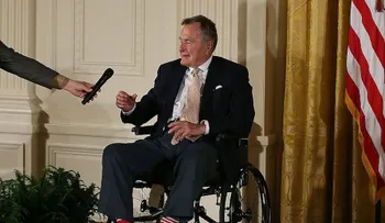 Hospitalizan al expresidente George H.W. Bush