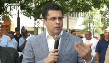David Collado niega cancelaciones masivas en cabildo DN