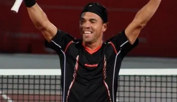 Víctor Estrella pasa a segunda ronda de Roland Garros al vencer a ucraniano