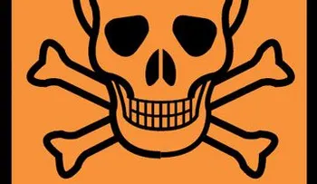 Ingeniero se suicida bebiendo plomerito