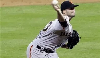 Novato de los Gigantes lanza juegos sin hit ante Mets