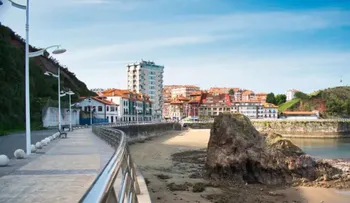 La Ciudad Residencial de Perlora: la ciudad de vacaciones del franquismo abandonada frente al Mar Cantábrico