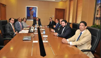 Valdez Albizu pasa balance con ADOEXPO a situación del sector exportador y sus perspectivas