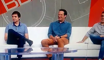 El momento en que un "gemido de WhatsApp" interrumpió a un periodista en vivo