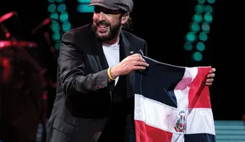 Juan Luis Guerra, como el vino en  su cumpleaños