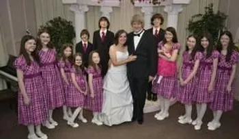  "Están muertos para mí", dice hermana de la esposa del asesino de California, que encadenaban sus 13 hijos