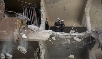 Ataque con bomba de barril a un centro de los Cascos Blancos en Siria