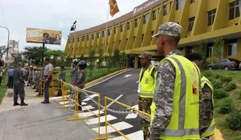 Apresan a dos hombres y persiguen a un tercero, por intento de hackear la JCE