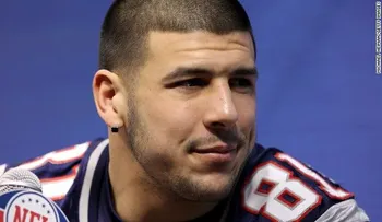 Aaron Hernandez, exjugador de los Patriots de New England, se suicida