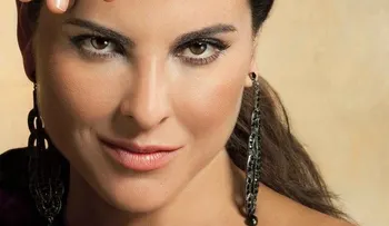 Autoridades citan a Kate del Castillo a declarar por reunión con "El Chapo"
